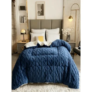 1 Piece Of Luxurious Taffeta Plush Blanket For Autumn